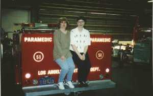 laura and debbie on back.jpg (13522 bytes)